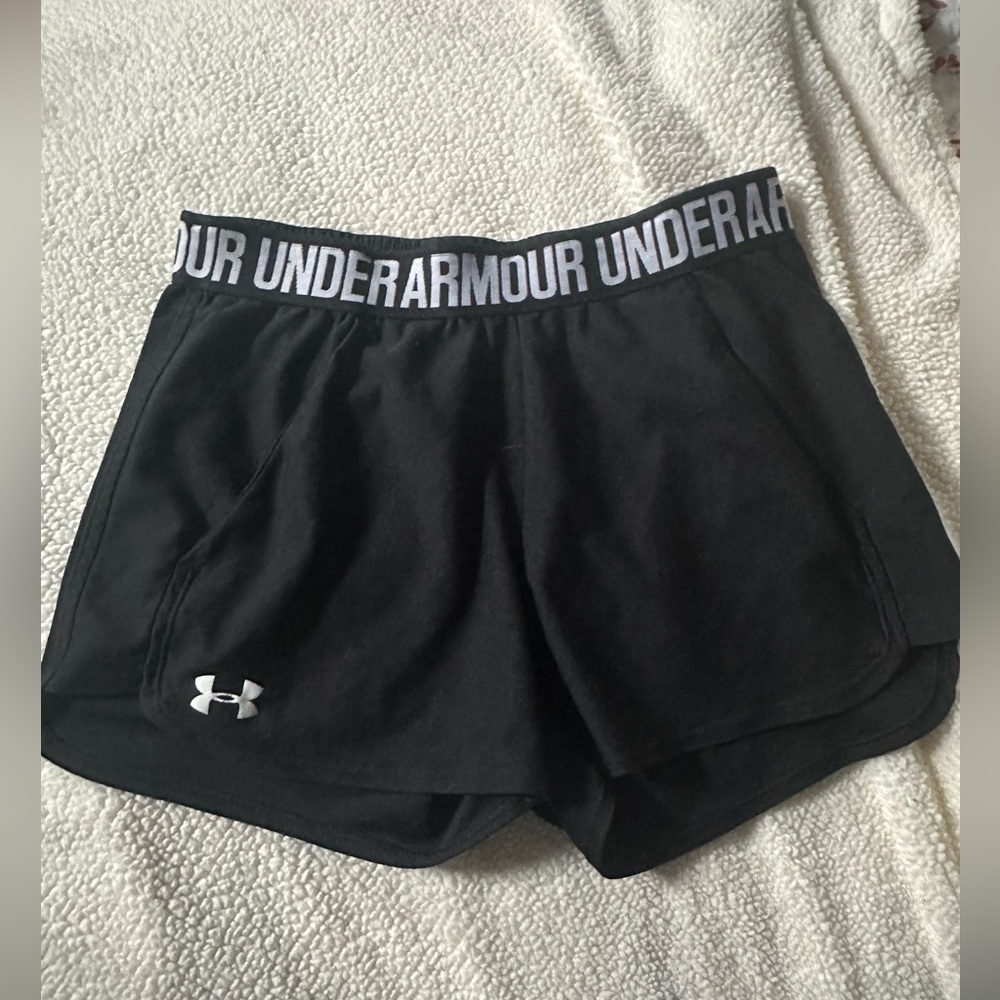 Athletic shorts